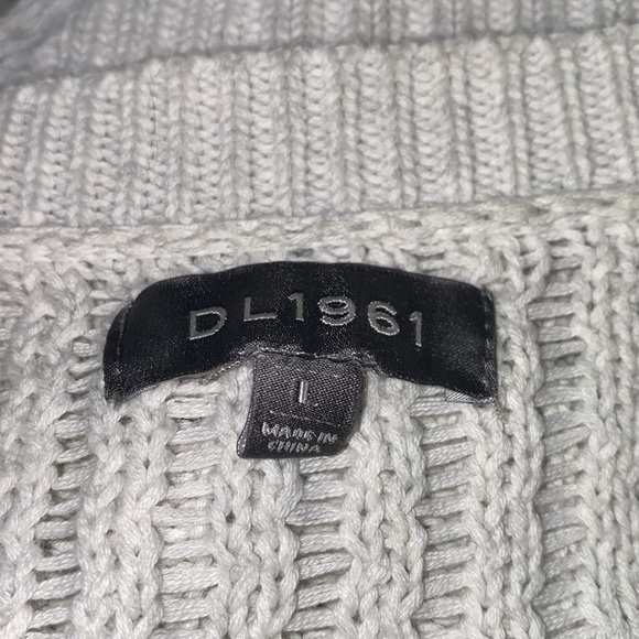 DL1961 Freeman Alley Distressed Sweater - Large - Picture 8 of 10